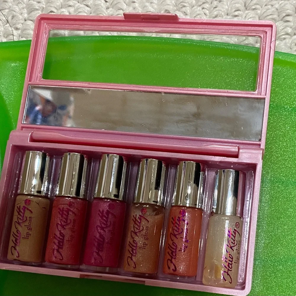 Hello Kitty Lip Glosses Set (6 lipglosses)